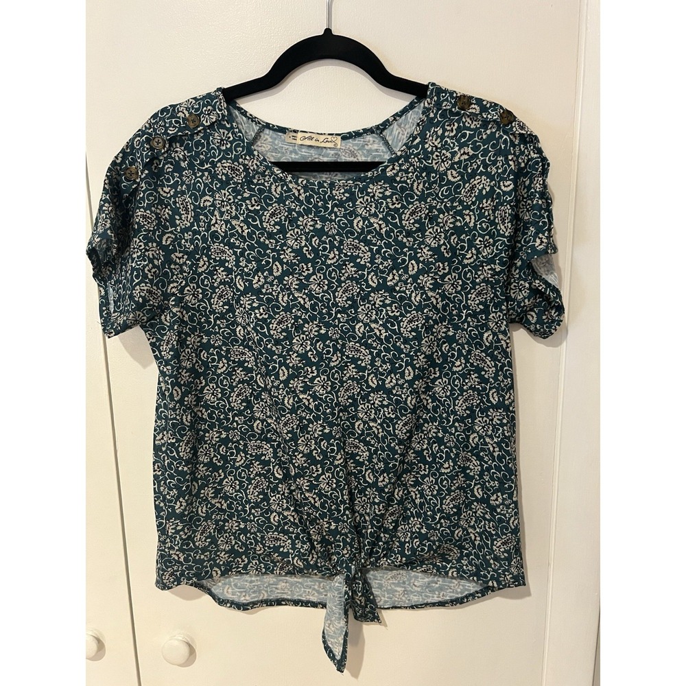All in Love Women Teal Floral Slub Knit Top Short Sleeve Button Shoulder Medium